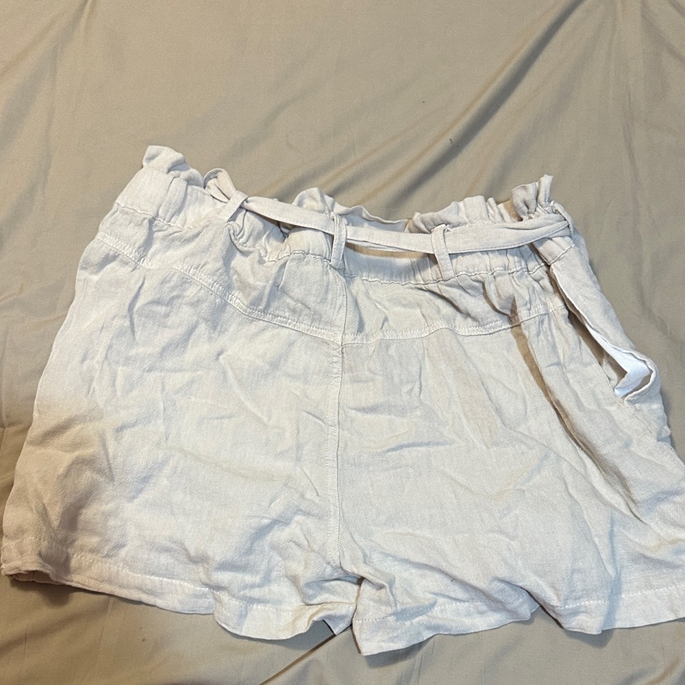 Thread & Supply Light Tan Women Cargo Shorts - Picture 3 of 6